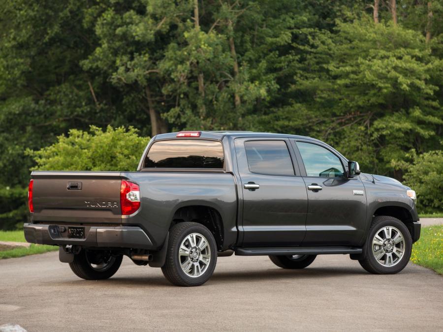  Toyota Tundra CrewMax Platinum Package 2013 года  (фото 10 из 30)
